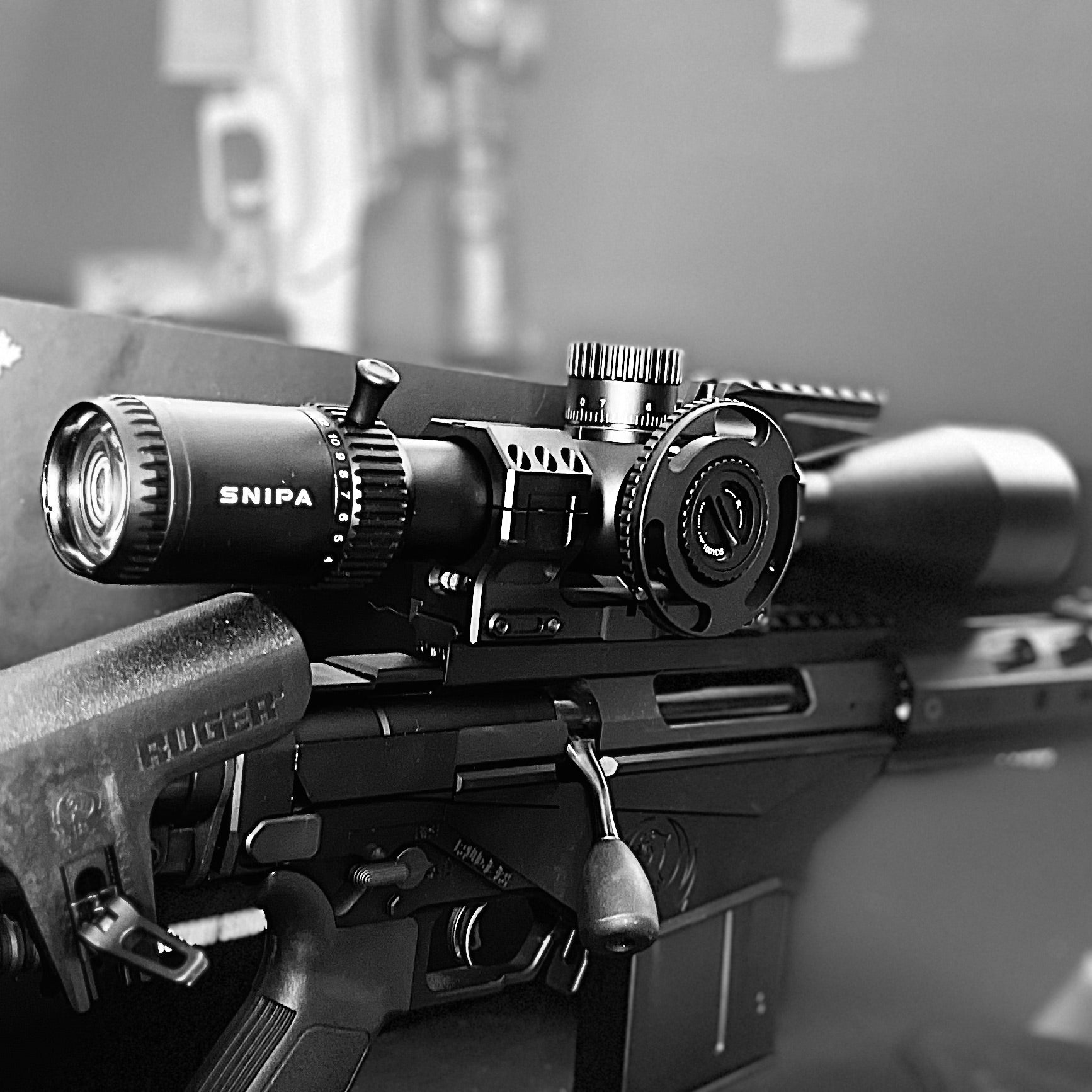 SNIPA™ Yukon Edge 4–40×56 FFP Rifle Scope – 34mm Tube, Illuminated MOA Reticle, 1/8 MOA Turrets, IPX7 Waterproof, NorthLine Mount + Focus Wheel