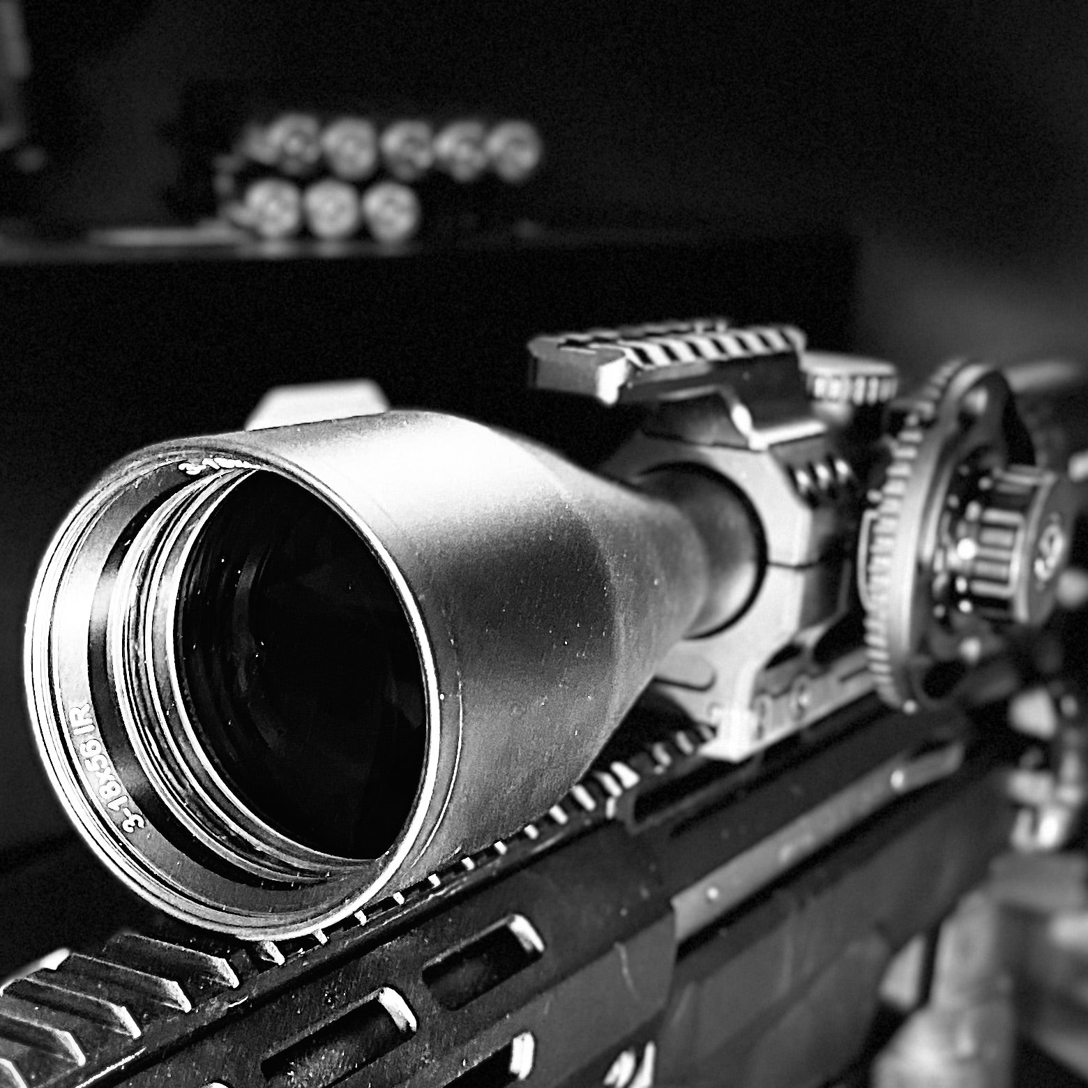 SNIPA™ POLAR X Tactical Rifle Scope 3–18×56 SFP Wide-Angle– 30mm Tube, MOA Illuminated Reticle, IPX7 | NorthLine 30 Tactical Mount + Focus Wheel